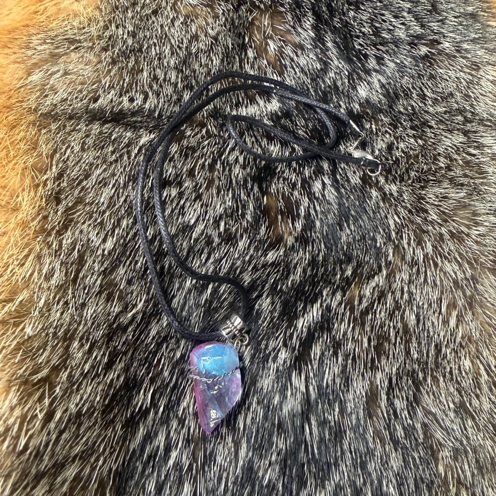 Iridescent Pendant Necklace